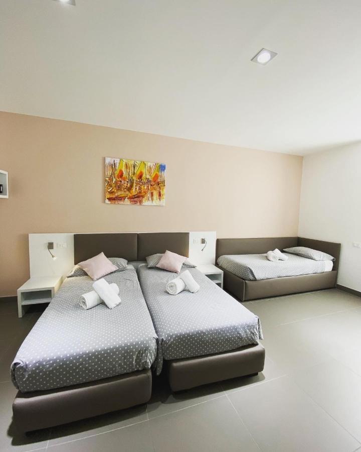 Hotel Aurora&Appartamenti Torbole Sul Garda Bagian luar foto