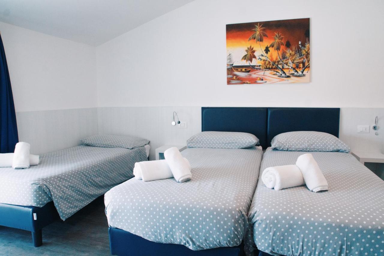 Hotel Aurora&Appartamenti Torbole Sul Garda Bagian luar foto