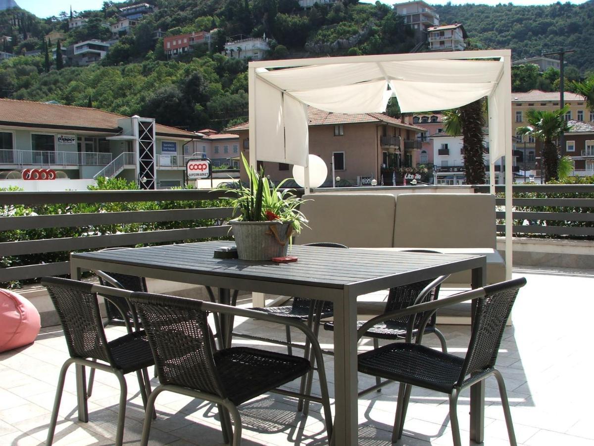 Hotel Aurora&Appartamenti Torbole Sul Garda Bagian luar foto