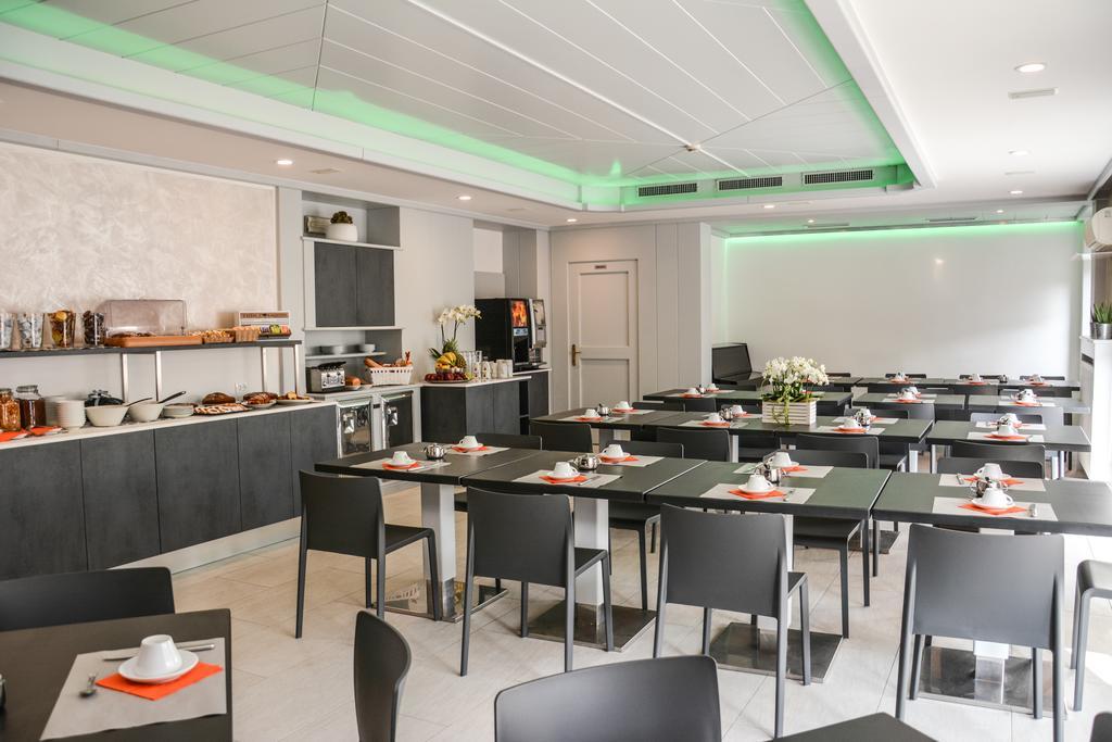 Hotel Aurora&Appartamenti Torbole Sul Garda Bagian luar foto